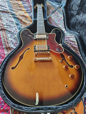 Epiphone Sheraton II 2004 Sunburst Hollow Body Electric Guitar (Peerless)