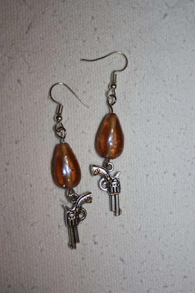 Wild West Tibetan Silver Gun charms brown beaded 2.75" dangle earrings - Image 3 of 4