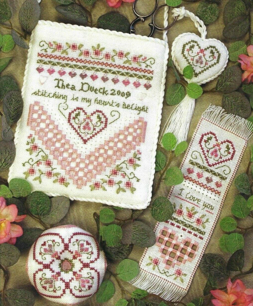 "Heart's Delight" THEA DUECK The Victoria Sampler Leaflet #TVS 195 ©2009 SMALLS