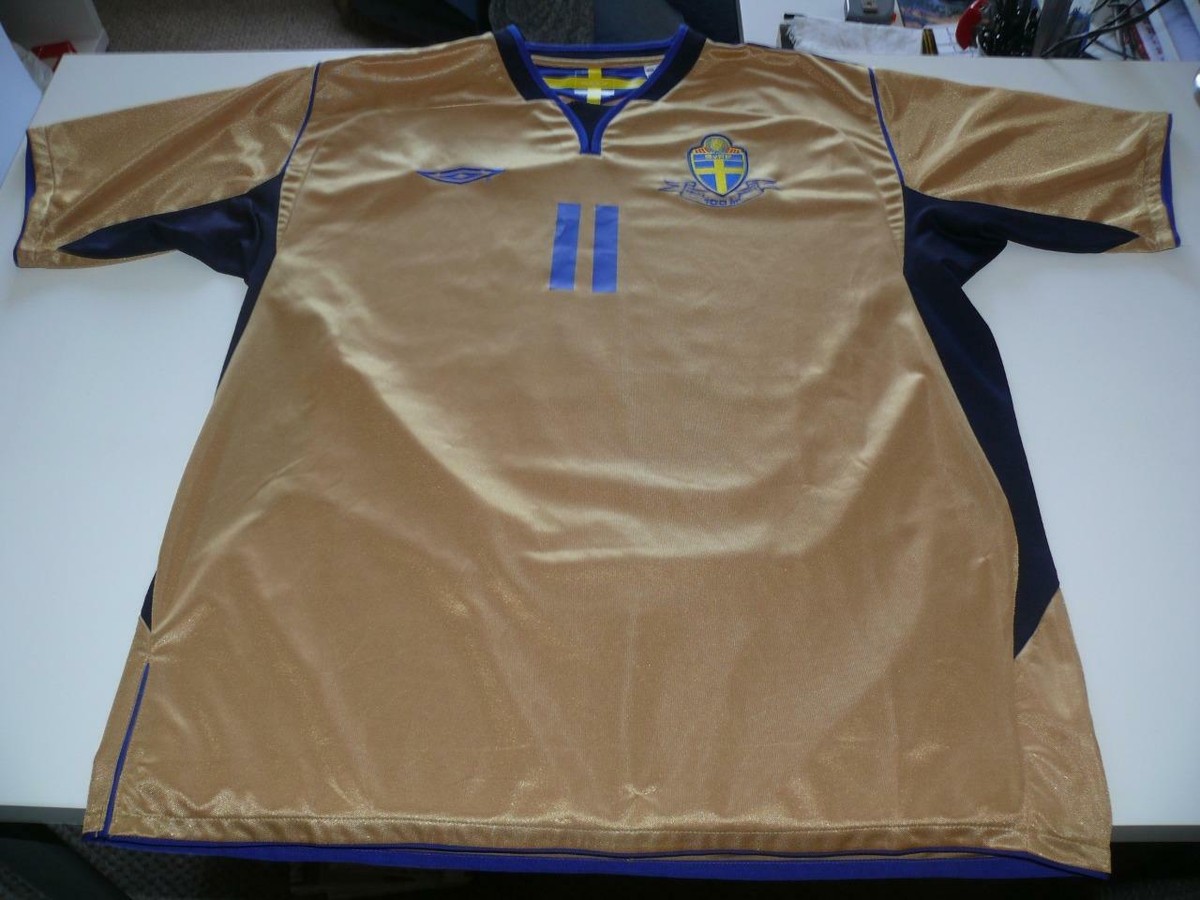 Y2K vintage 08 Sweden LARSSON UMBRO 17 L
