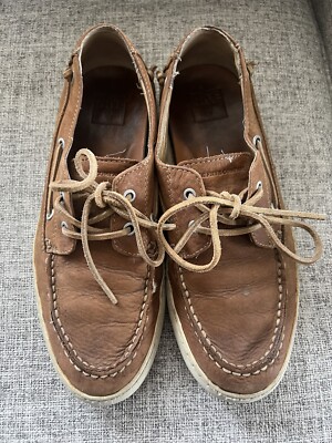 Frye Men display picture 2