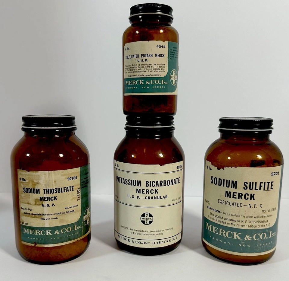 Vintage Merck Apothecary Bottle Set 4 Amber Glass Pharmacy Lab Chemical Jars 6”