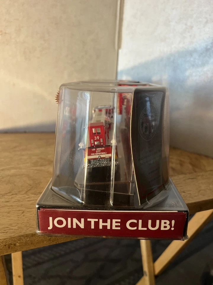 Código 3 Coleccionables Escalera Ciudad de Los Ángeles  Foto 2 de 4