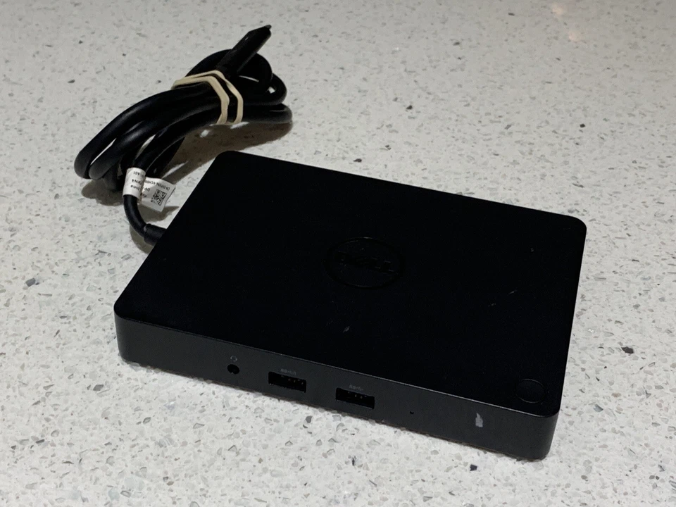 Dell 4K USB-C Docking Station K17A, UHD Display - WD15 K17A 9VHJ7 +Power Supply - Image 2 of 4