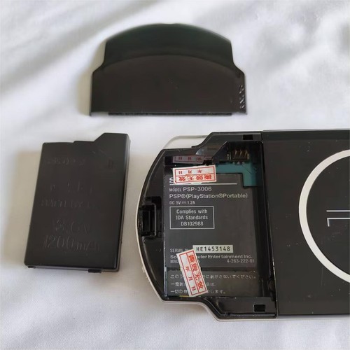 Sony PSP 3000 console Black with Charger&Battery&Bag&8g card PSP3006 tested well - Picture 8 of 13