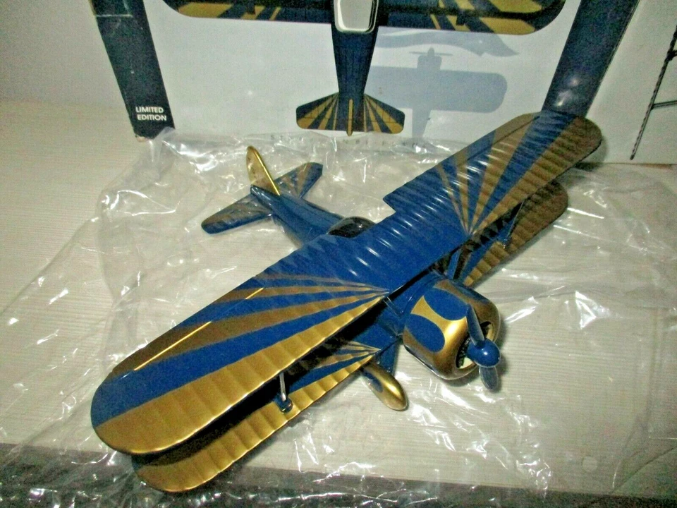 STEARMAN BI-PLANEAIR EASTWOOD FLYING CIRCUS SPEC CAST  - Immagine 2 di 3