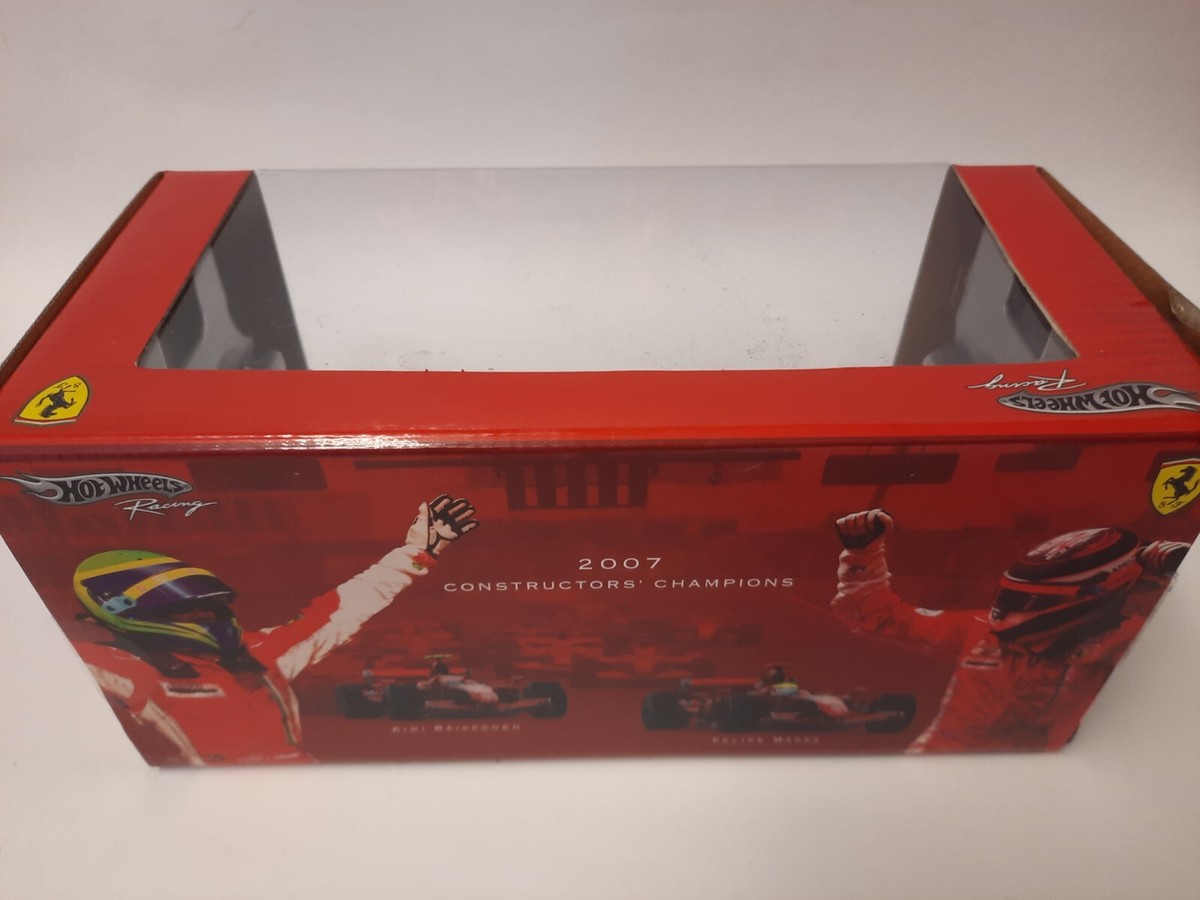 Hot Wheels Set Ferrari F2007 Raikkonen + Mass World Champion