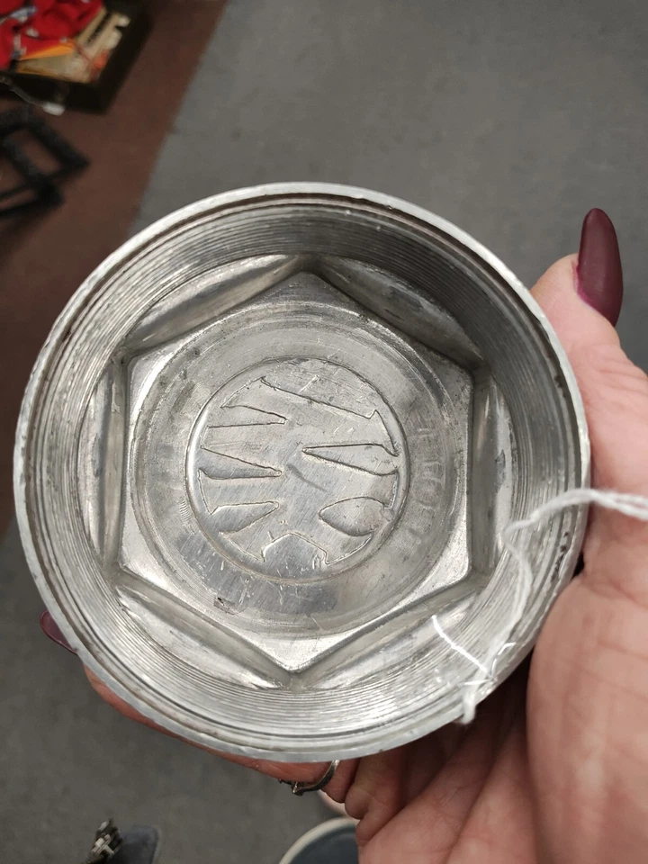 NOS Willys Knight Hub Cap - Image 3 of 3