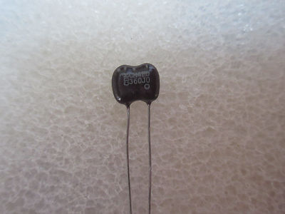 2x Condensatori Silver Mica 1200pF 100V 5% Passo 5.9mm, Componenti Radio