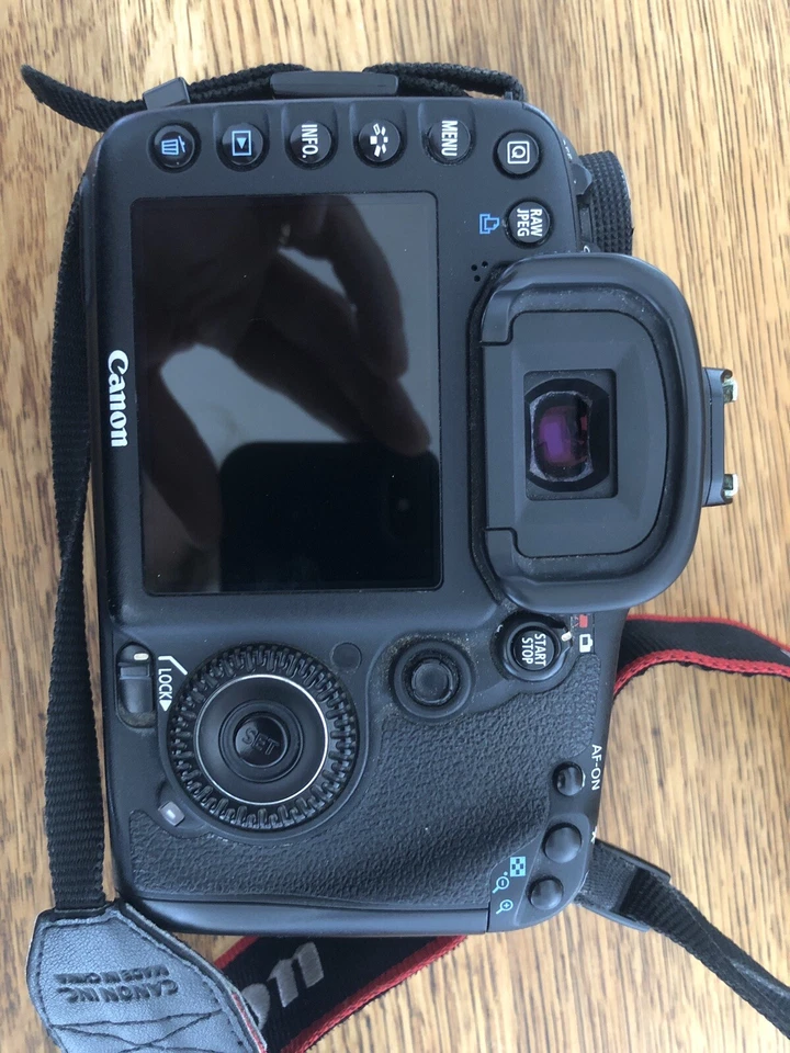 Canon EOS 7D, photo 3 of 4