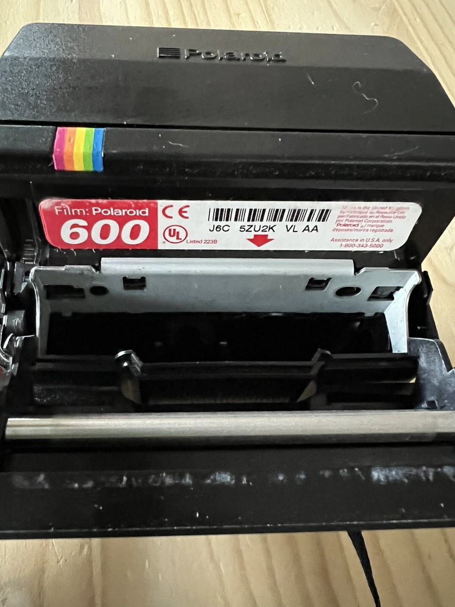 Polaroid Supercolor 635CL Instant Film Vintage Camera Polaroid Supercolor 635CL Instant Film Vintage Camera