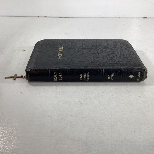 Holy Bible King James Version Red Letter 1972 KJV Zipper Case - Very Good - Picture 2 of 15