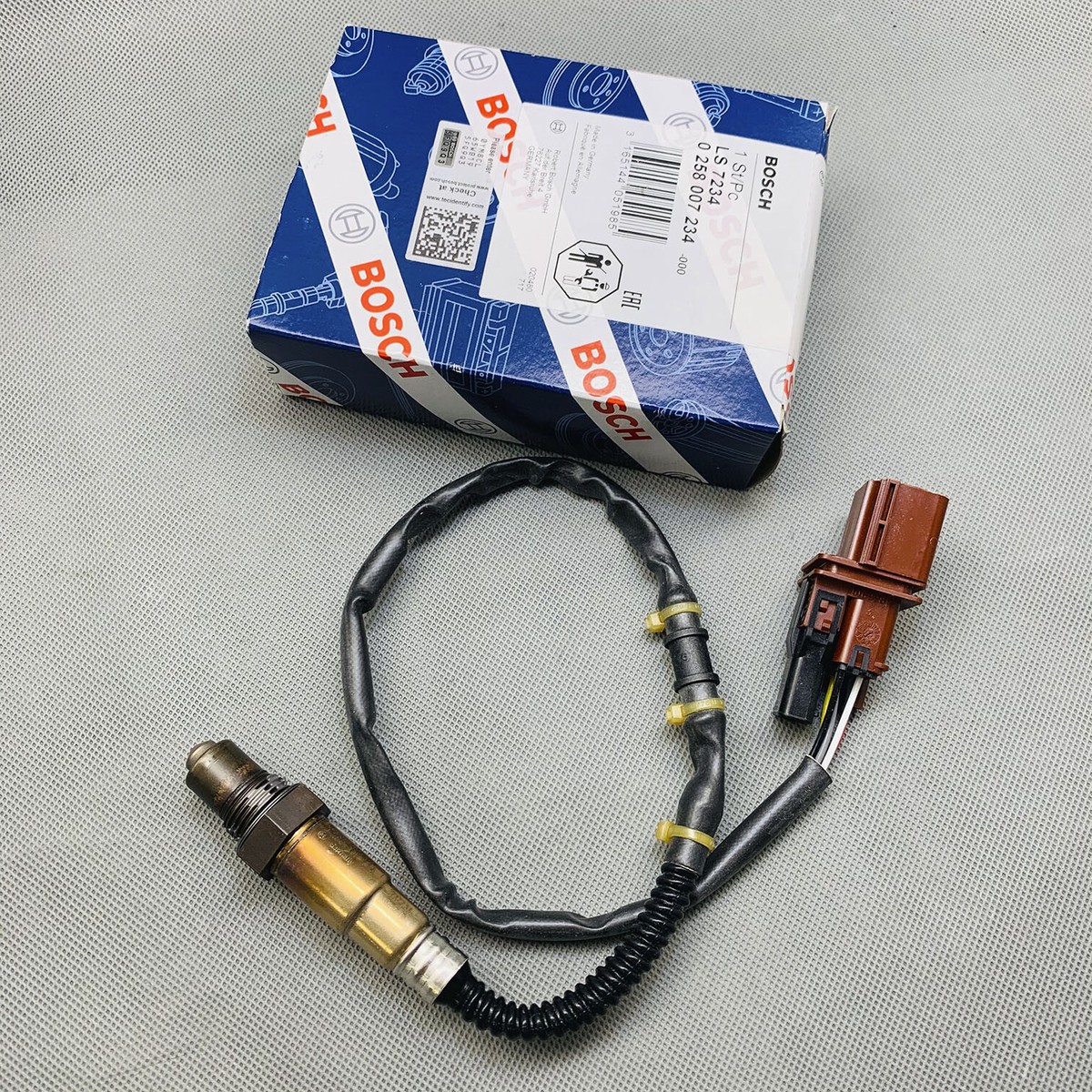 AYA☆ 95560612821 Air Fuel Ratio Oxygen Sensor For Porsche Cayenne