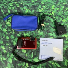 OLYMPUS TG-830 iHS 16.0MP WATERPROOF DIGITAL CAMERA RED W/BATTERY CHARGER/CASE
