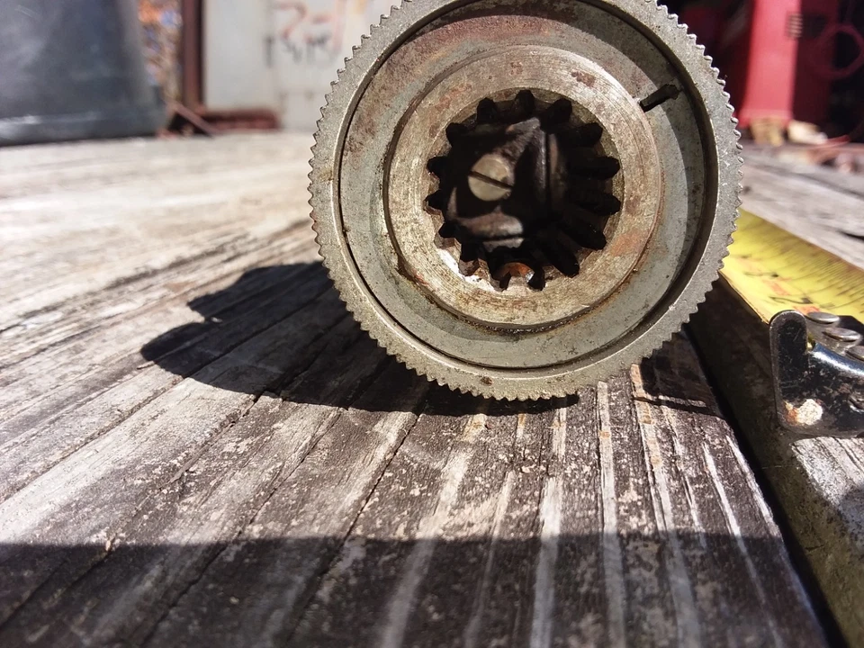 Eje de toma de fuerza accesorio delantero Gravely Tractor 18653P1, 19074P1 Foto 3 de 4