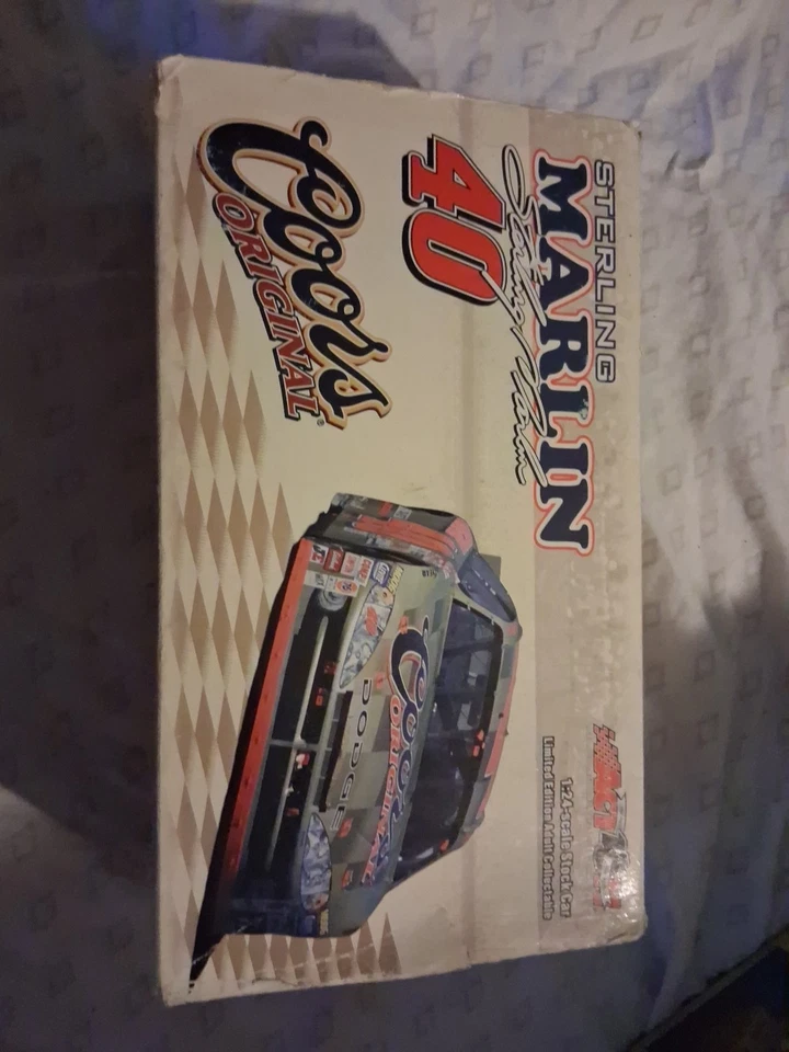 Antigo Sterling Marlin #40 NASCAR Stock Car #1 de #3.000 Edição Limitada (RARO) - Imagem 2 de 4