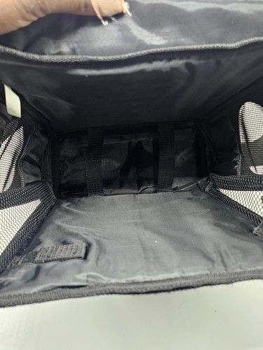 Rampage by Audiovox VBP-1000 "Video in a Bag" Portable 4" LCD VCR Combo Player - Picture 12 of 19