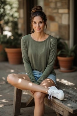 Eddie Bauer Women's Resolution Stretch Long-Sleeve T-Shirt Green XL Thumb Hole