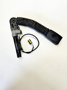 BMW 7 Serie E65 E66 E67 Seat Gürtel Schnalle Vorne Links Beifahrerseite 6982523