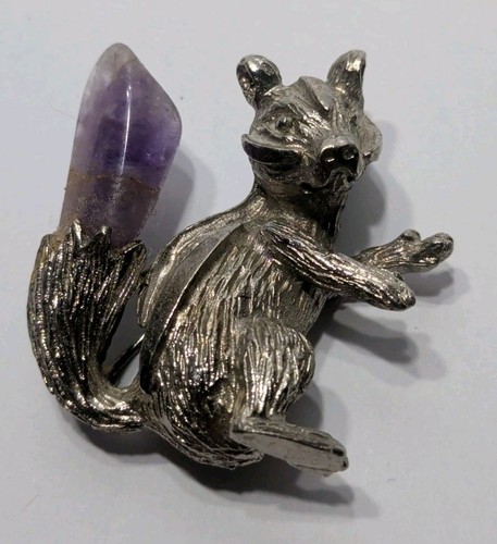 ✨VINTAGE✨ Adorable Squirrel Brooch Amethyst Stone One In Tail