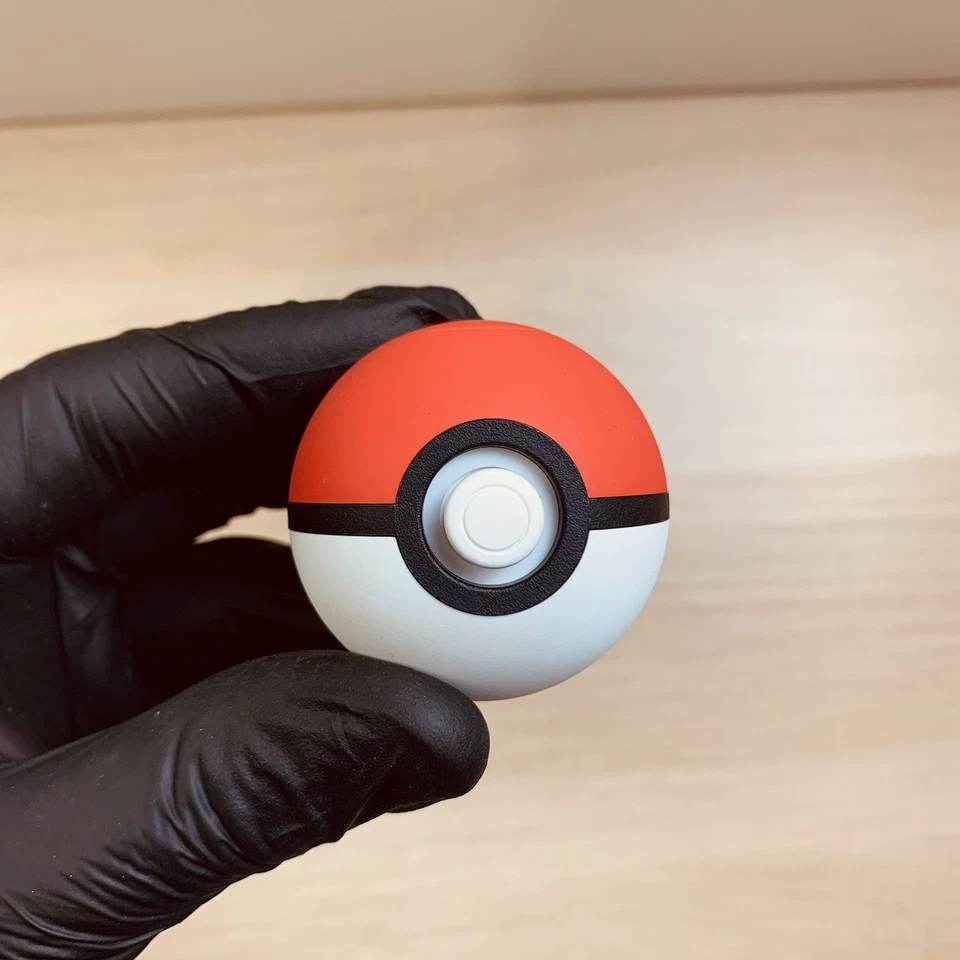 Nintendo Poké Ball Plus Accessorio per Nintendo Switch | Otttime condizioni, foto 2 di 5