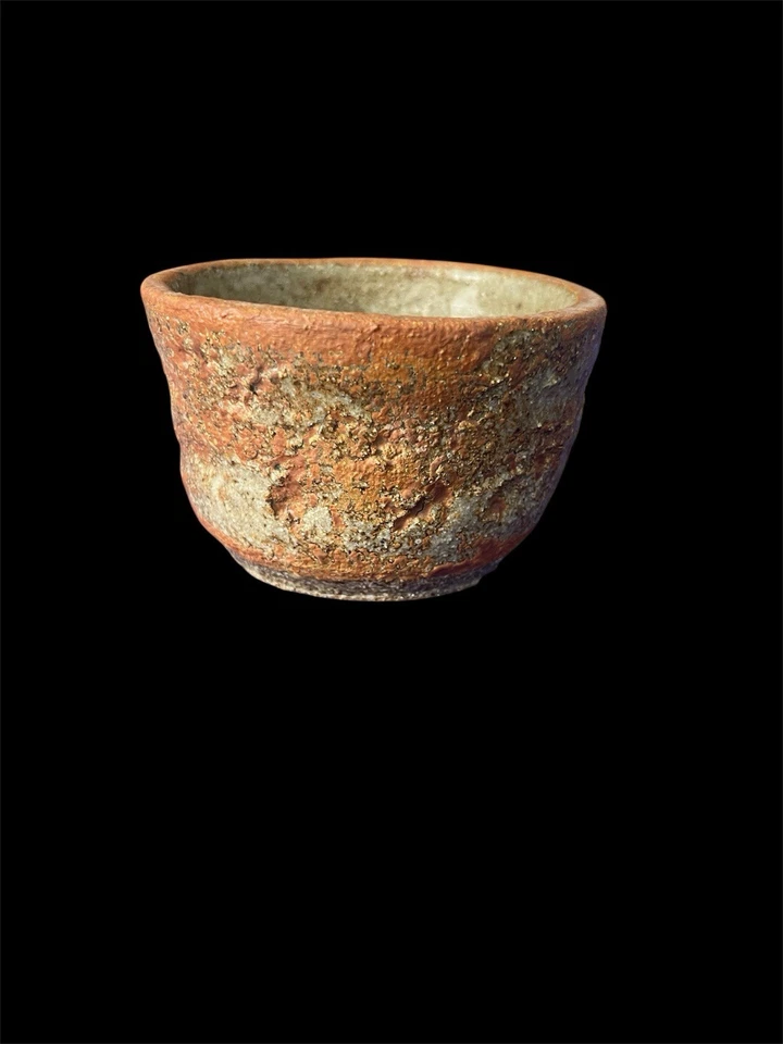 Q1257: Japanese Old Bizen-ware Youhen pattern Katakuchi TEA BOWL Chawan - Image 2 of 4