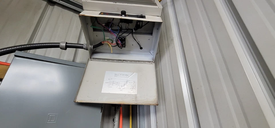 Calentador de techo Comfort Zone eléctrico garaje tienda 7500 vatios 240 V CZ230E Foto 4 de 4