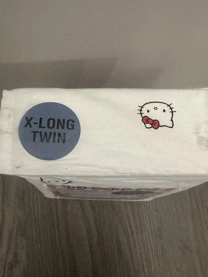 Juego de sábanas dobles extra largas de Hello Kitty Foto 3 de 4