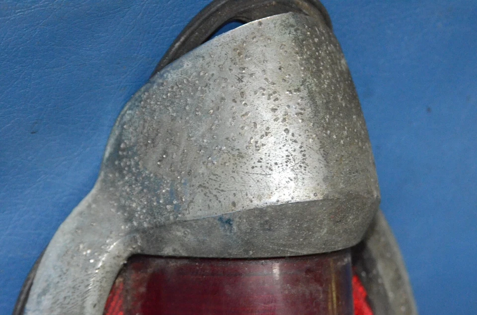 Mercury Monterey Montclair 1956 luz trasera cromada cubierta bisel lente Foto 4 de 4