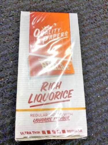 Full Box of 100 Booklets Rizla Liquorice Rolling Cigarette Papers Free P&P - Picture 2 of 3