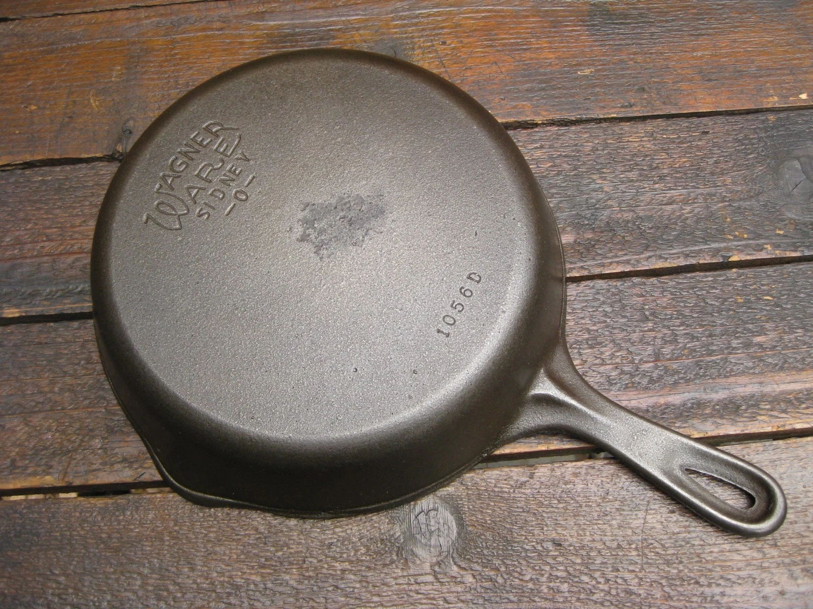 Vintage Fully Restored Wagner Ware 6 Cast Iron Skillet 1056D
Opens in a new window or tab