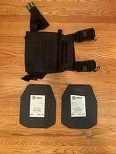 AR500 ARMOR IIIA Level Plate set with black  Condor Carrier.