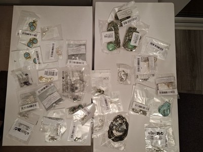Job Lot Fashion/Costume Jewellery   ~35 New Sealed Items   Earrings & More