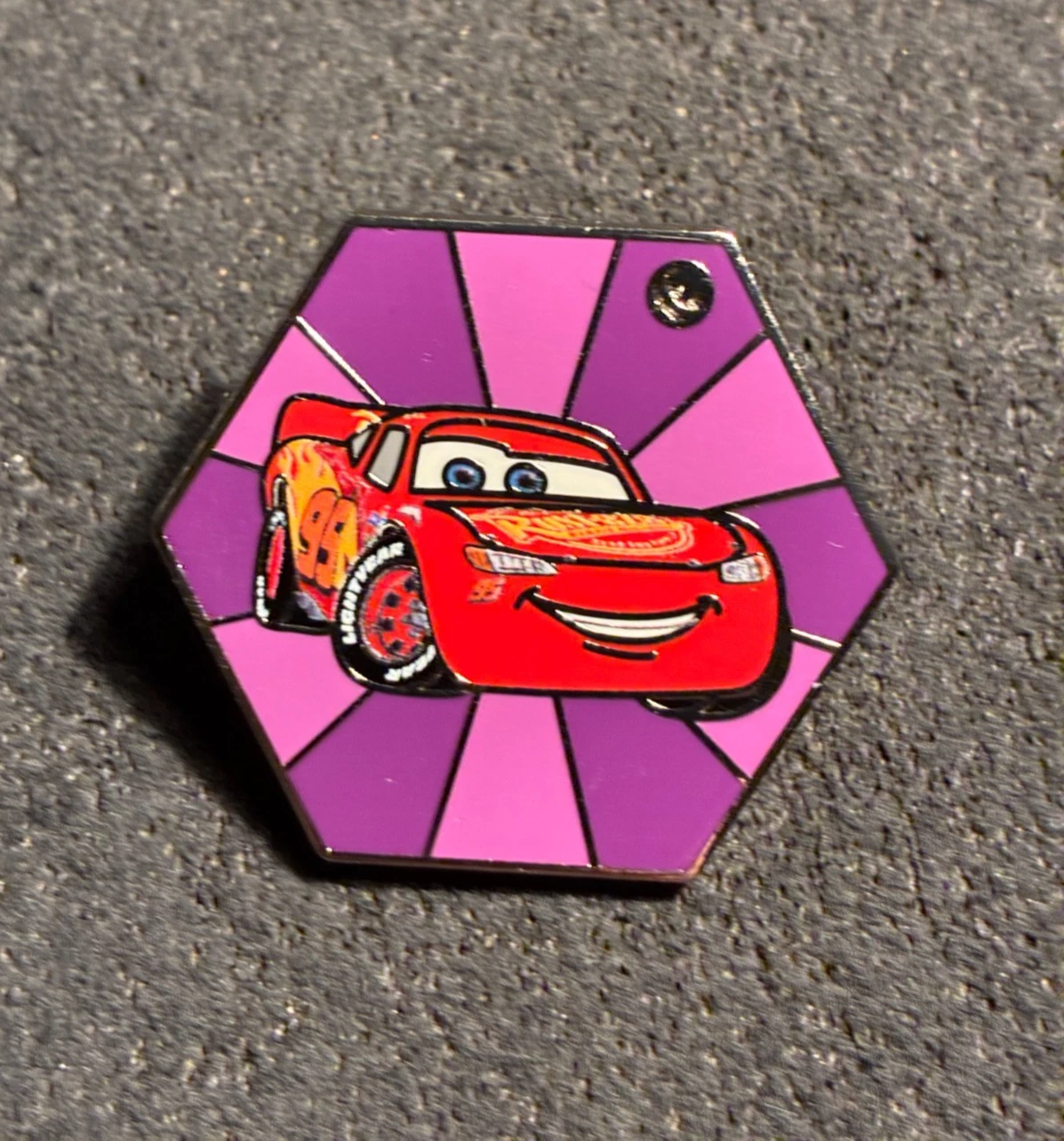 2026 CARS LIGHTING MCQUEEN HIDDEN MICKEY PIN