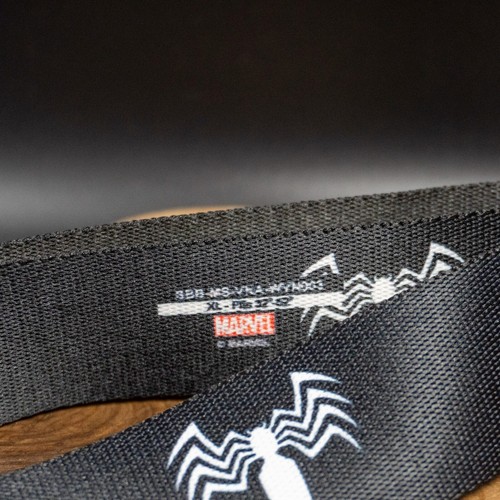 Buckle Down Mens Fabric Webbing Venom Spider Seatbelt Belt Size XL - Picture 4 of 6