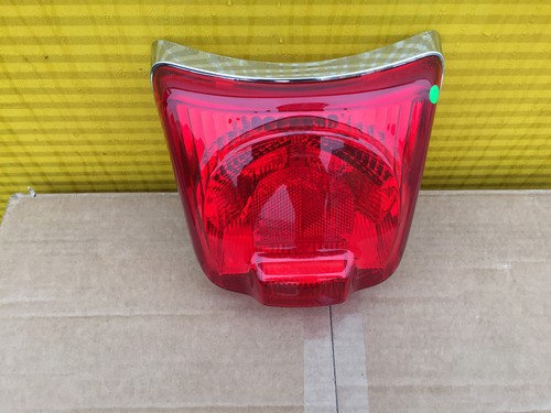 Piaggio Vespa Gt GTS Gtv 125 200 250 300 Ie Unità Lampada Luce Posteriore Nuovo - Foto 2 di 4
