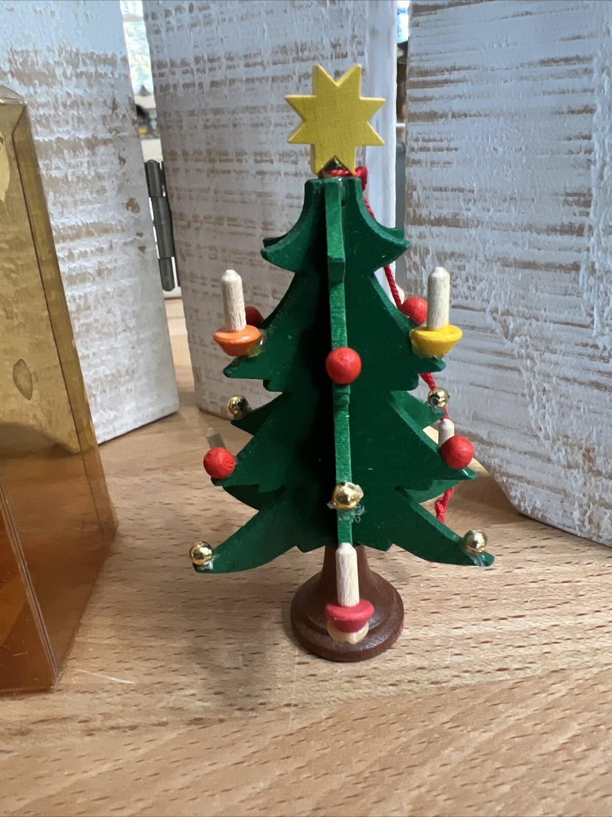 Picture 4 of 8