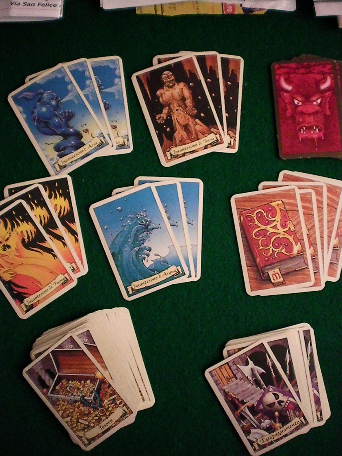 Foto 1 di 9