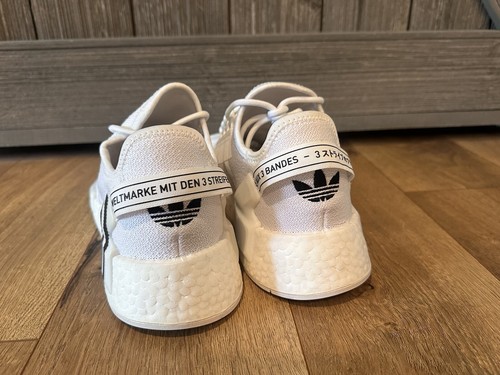 Adidas Originals NMD_R1 V2 scarpe da corsa HP9744 bianco cloud uomo 8, donna 9,5 - Foto 2 di 6