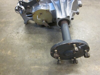 Kubota ZD28 Zero Turn Mower Final Drive Gear Case Rear Axle Kubota ZD28 Zero Turn Mower Final Drive Gear Case Rear Axle