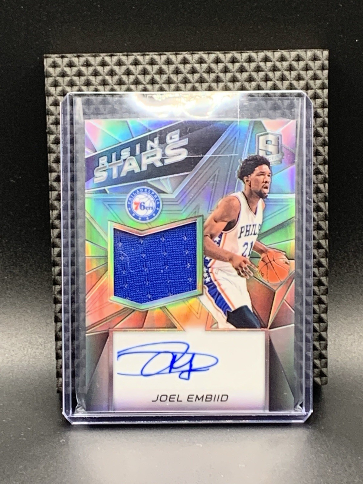 Joel Embiid 2016 Spectra #13 Rising Stars Memorabilia Autographs 