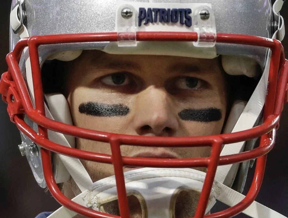 ‘TOM BRADY’ New England Patriots Greatest QB In NFL History 8X10 “LEGENDARY” NEW - Image 4 of 4