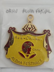 HAWAII FESTIVAL ALOHA WEEK Vintage  METAL  PIN  OAHU  VERY NICE COND.  