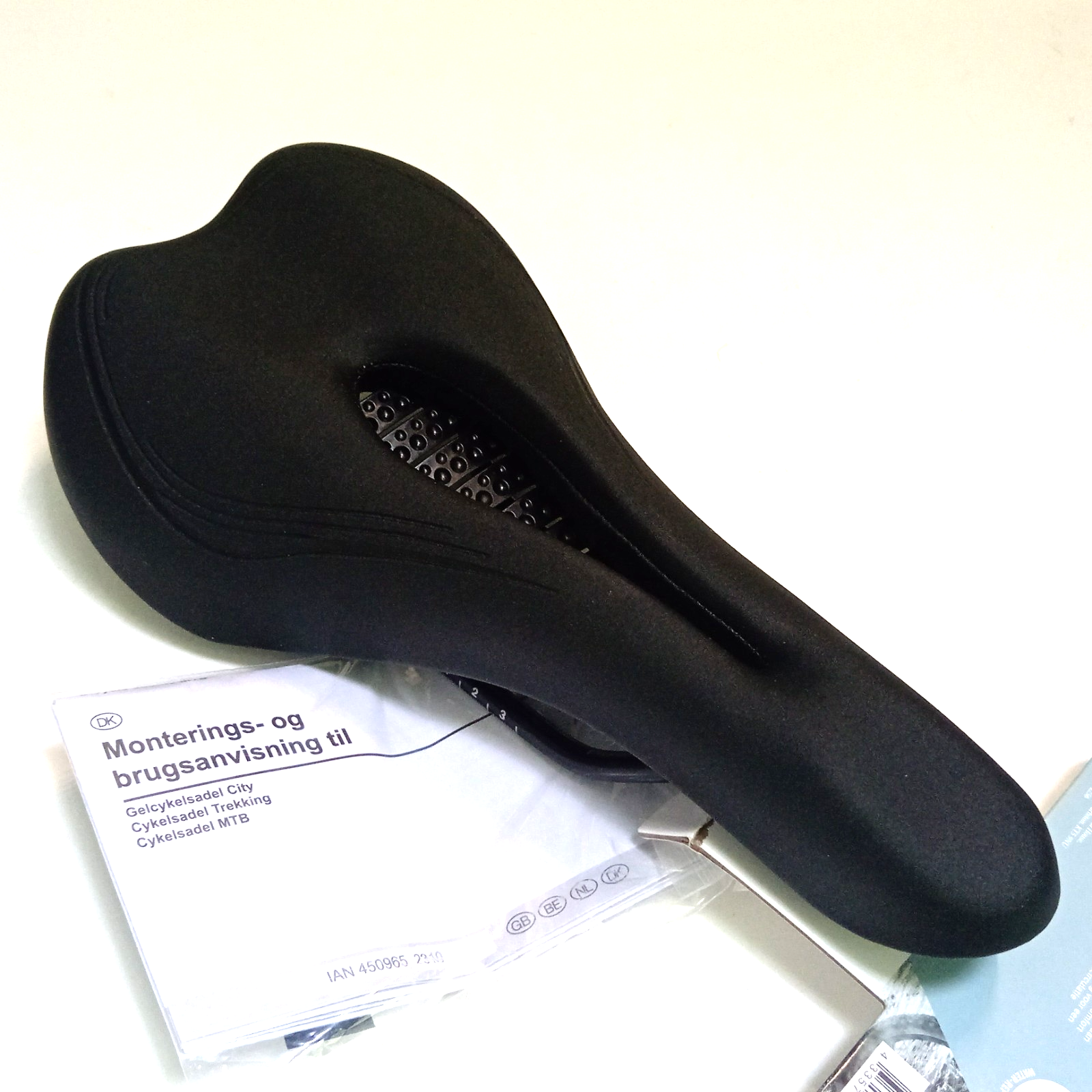 🔥 Gel Comfort Pressure Relief Mountain Hybrid Commuter Bike Saddle Vented Black