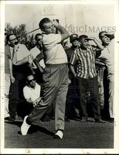 1964 Press Photo Julius Boros during the Buick Open Golf Tournament - lrs11721