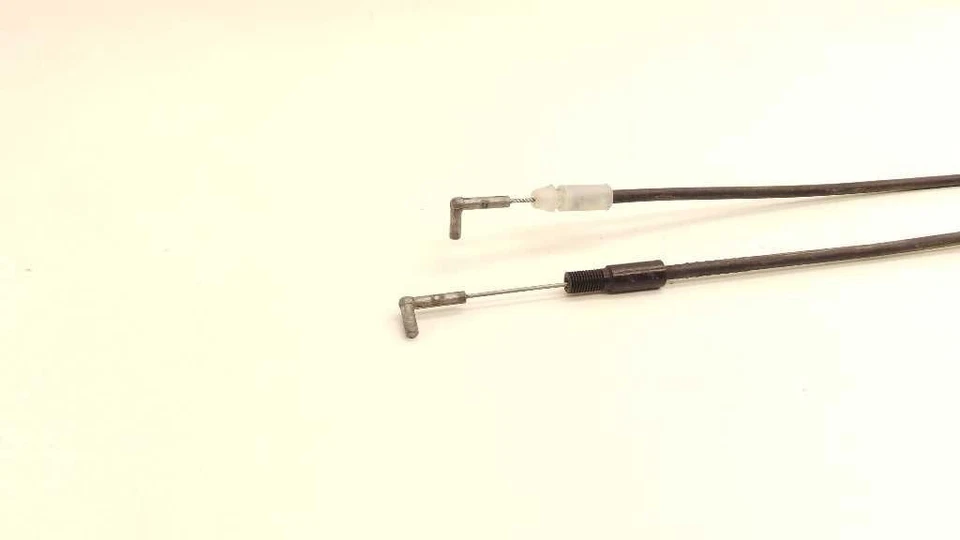 2001 TOYOTA PRIUS DRIVER SIDE REAR DOOR LOCK ACTUATOR ASSEMBLY  - Image 4 of 4