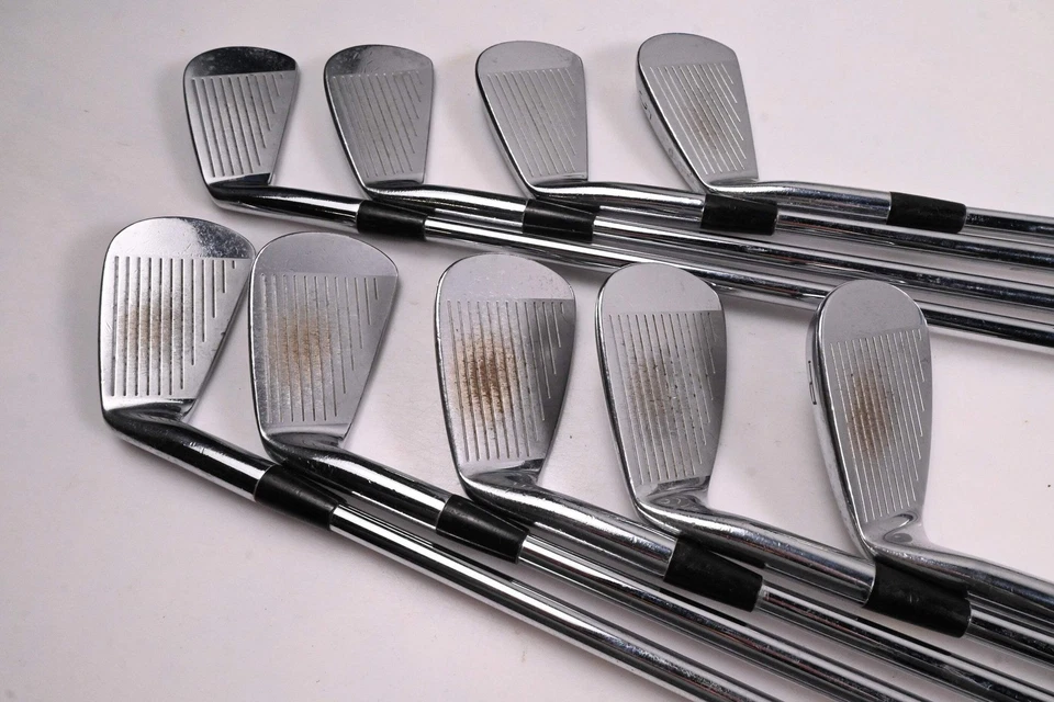Mizuno MP-33 Irons / 2-PW / Regular Flex Gold Plus SensiCore R400 Shafts - Image 3 of 4