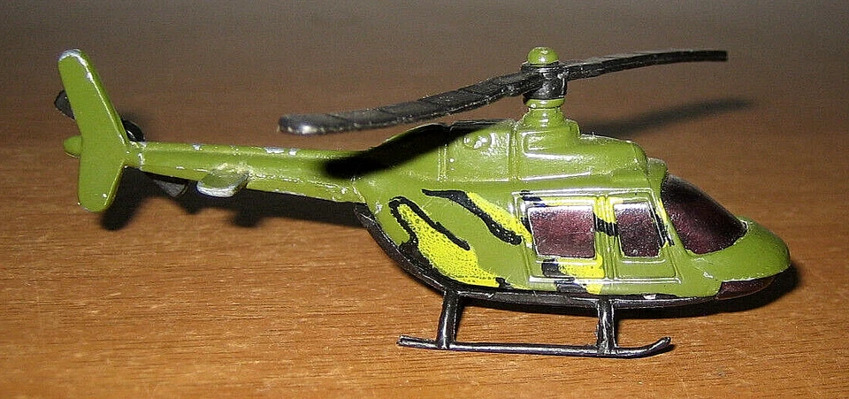 Modellino Elicottero militare in metallo e plastica - da collezione - Immagine 4 di 4