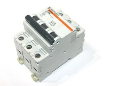 MERLIN GERIN 1 AMP 3 POLE TYPE C CIRCUIT BREAKER DIN MOUNT 24344