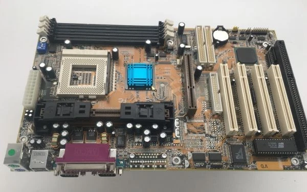 Motherboard jetway atx 9bxan-a rev.1.01 4x pci, 1 x isa, slot 1 skt 370 - Image 2 of 3
